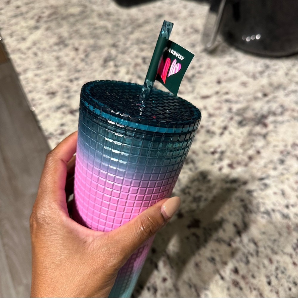 Starbucks Gradient Tumbler - Picture 5 of 5